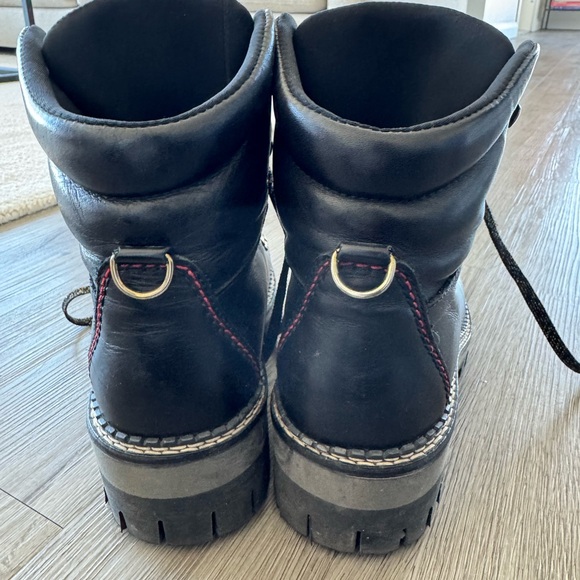 Italian Stylish Black Lace-Up Boots with Crest Detail - Picture 3 of 6